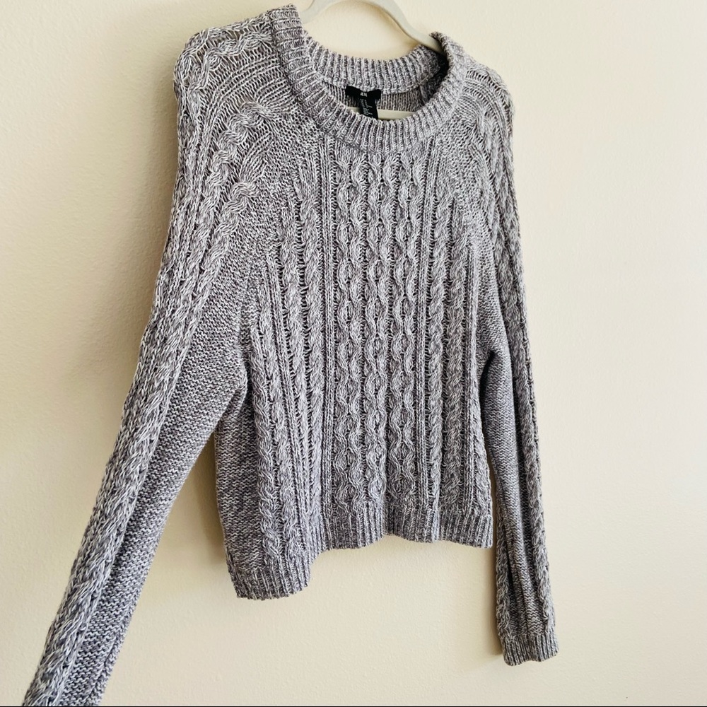 H&M cable knit grey long sleeve pullover sweater - Picture 5 of 8